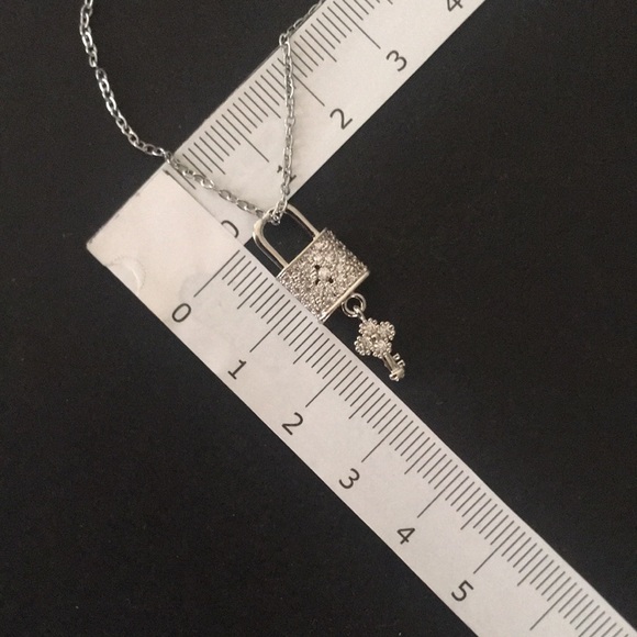๐50% OFF/3+...Elegant Silver Padlock and Key Pendant Necklace - Picture 14 of 14